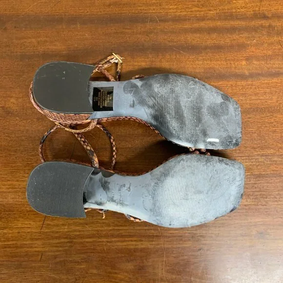 Marc Fisher - Picture 4 of 7